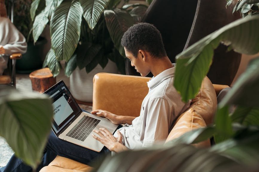 8  sites pour partager ses textes et se créer une&nbsp;communauté